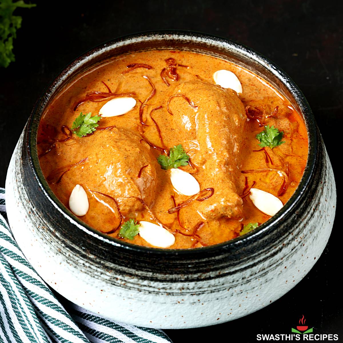 What Makes Shahi Chicken Korma Truly Royal?